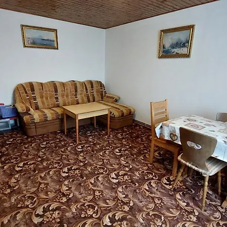 Chata U Lesa Holiday home Pernink