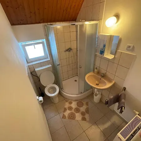 Chata U Lesa Holiday home Pernink